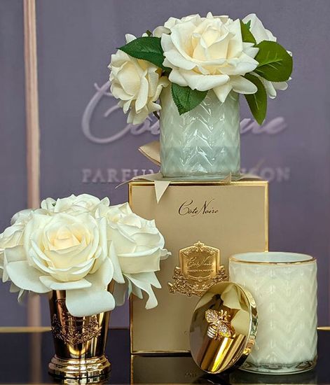 Букет роз цвета шампань в вазе "ёлочка", Cote Noire