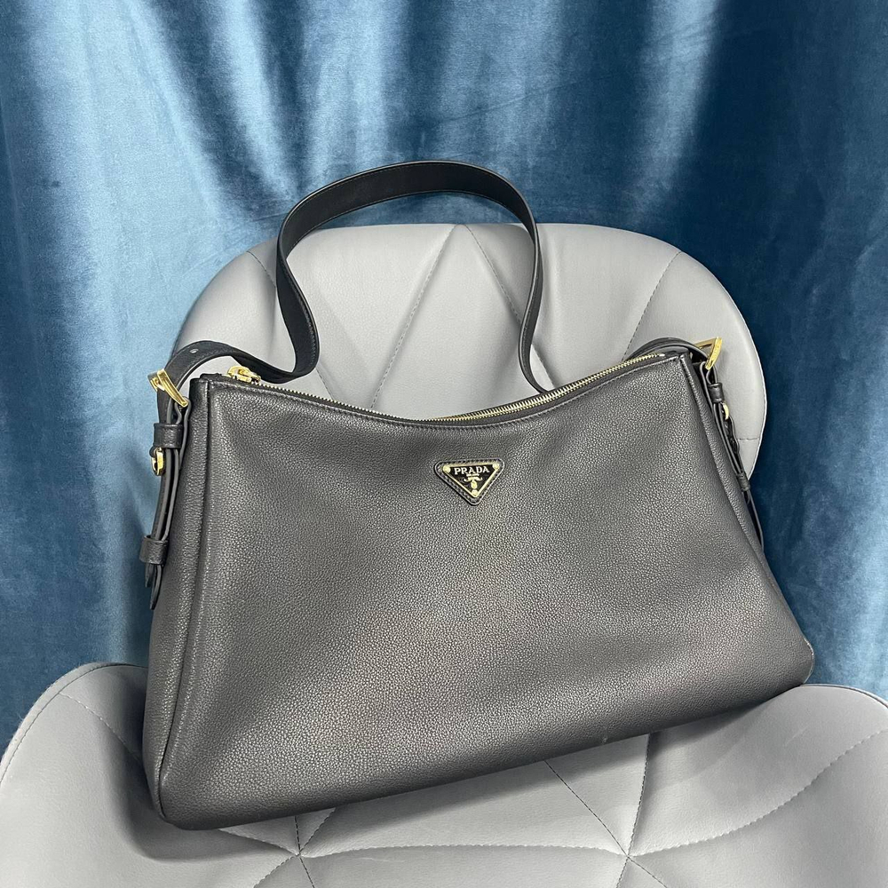 Сумка Prada