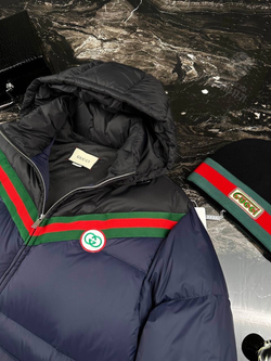Пуховик Gucci