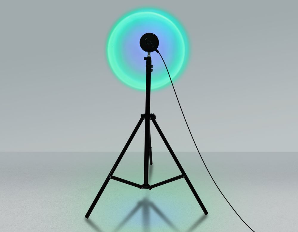 Ambrella Атмосферная светодиодная настольная лампа с пультом Desk DE8387