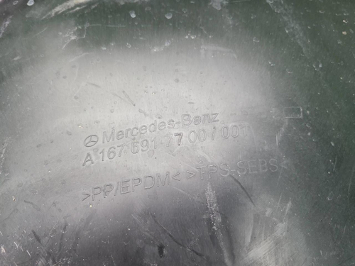 Подкрылок передний правый Mercedes GLS x167 19-24