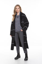 ШЕРСТЯНОЕ ЖАККАРДОВОЕ ПАЛЬТО