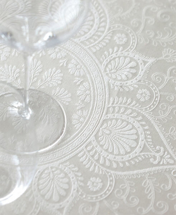 Скатерть 150х220 и 8 салфеток Gamba 9905 Grigio жемчужная