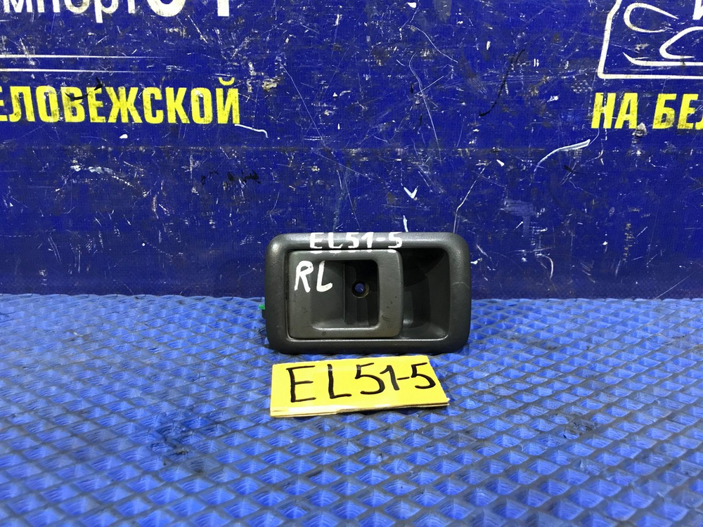 Ручка двери задней левой салонная TOYOTA CORSA 1997