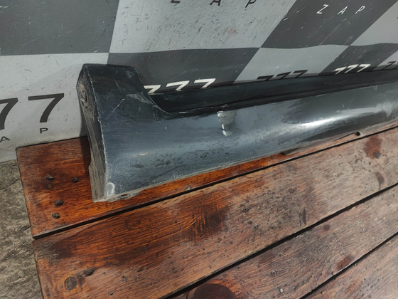 Накладка порога левого Toyota Camry (XV50) 14-18 Б/У Оригинал 7585206928