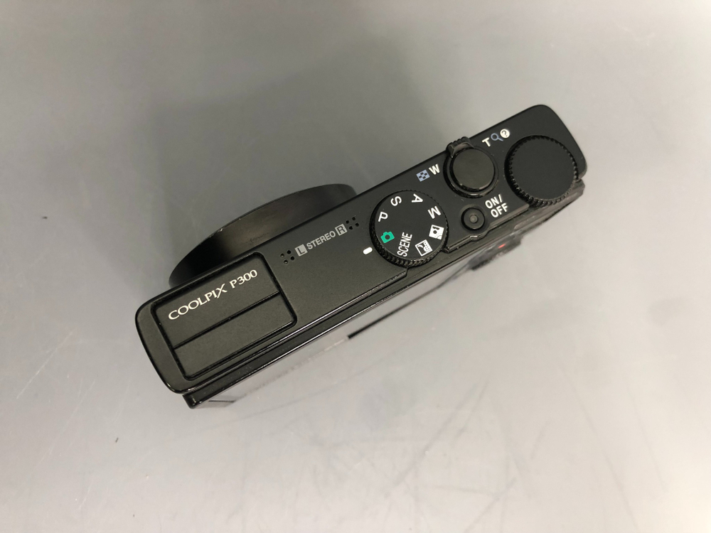 Nikon Coolpix P300