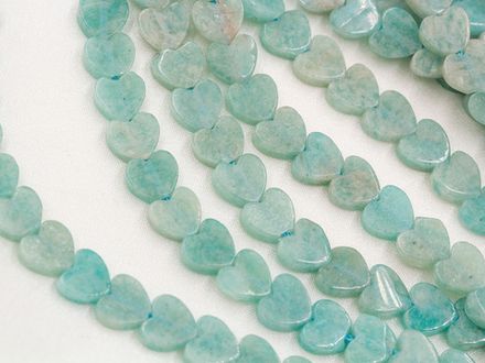 Нить бусин из амазонита "Сердечки" 6мм