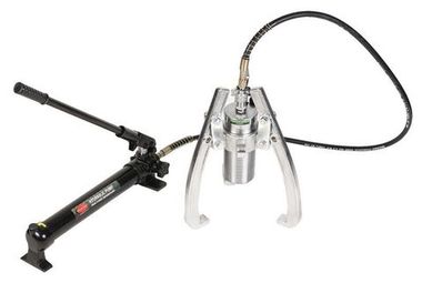 Съемник двух-трехлапый переставной гидравлический 10т(? захвата:50-250мм,мах. глубина захвата-170мм, ход штока-60мм) с выносным насосом RockForce##Rock FORCE RF-6590810H