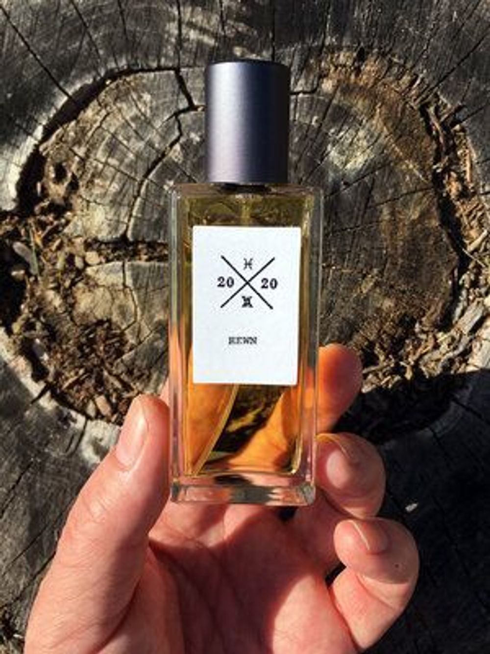 Hendley Perfumes Hewn