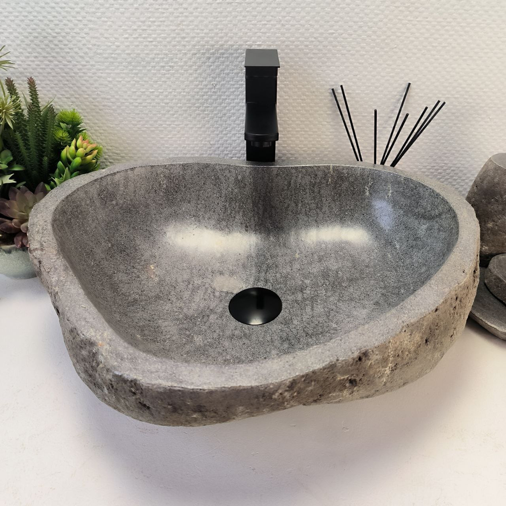 Раковина из речного камня RS-64137 (52*43*16) 0123