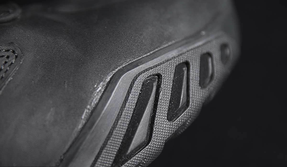 Raiden Treadwell / Черный