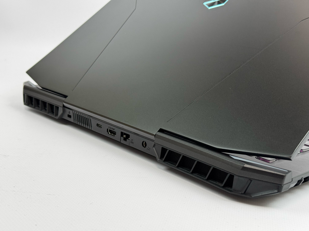 17.3 Игровой ноутбук Mechrevo Ryzen 7 6800H / RTX 3070 Ti / 16GB / 512GB / 2.5K / 240Hz / Win11 / RU-EN клавиатура