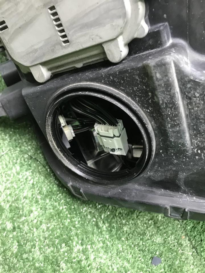 Фара левая Genesis G90 (2018-2022) LED