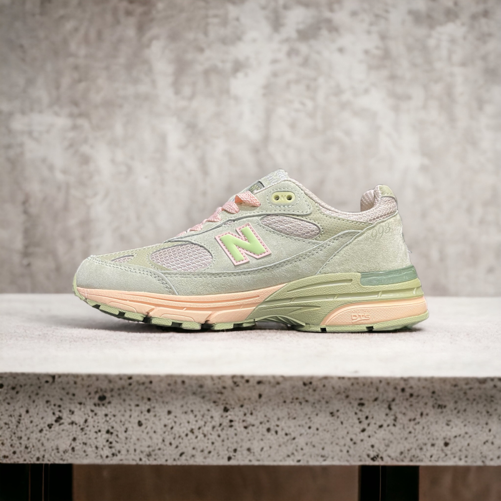 Light green new balance store