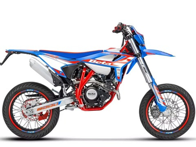 Мотоцикл кроссовый эндуро BETA RR 4T 125 R