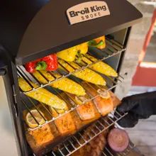 Коптильня газовая Broil King Vertical Smoker