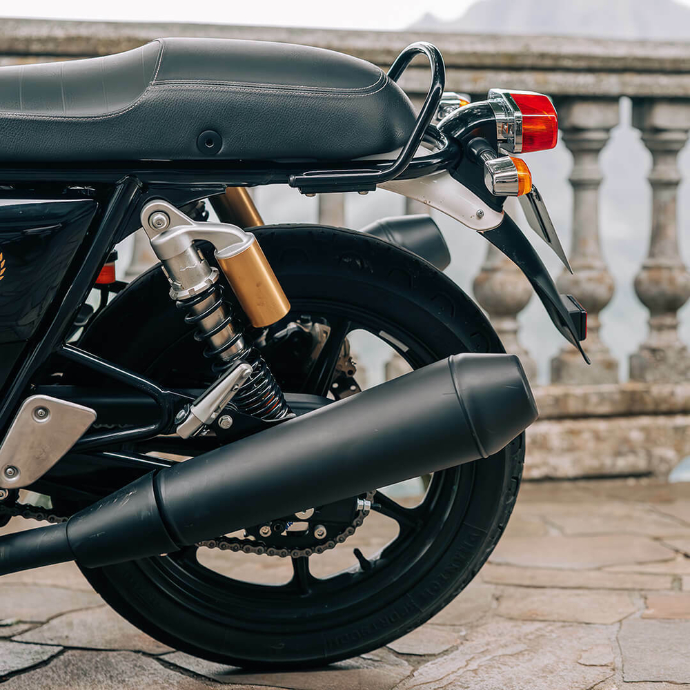 Royal Enfield Continental GT 650 Apex Grey (Black Alloy)