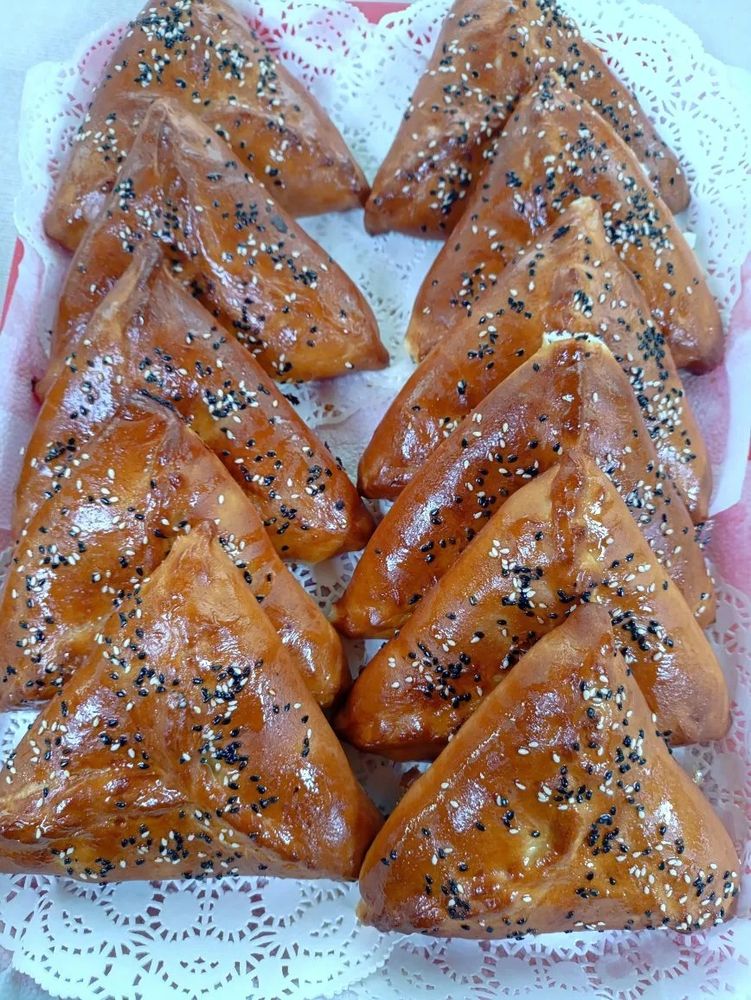 Пирог с зеленым луком и яйцом