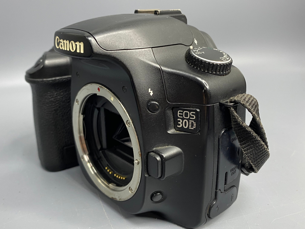 Canon EOS 30D