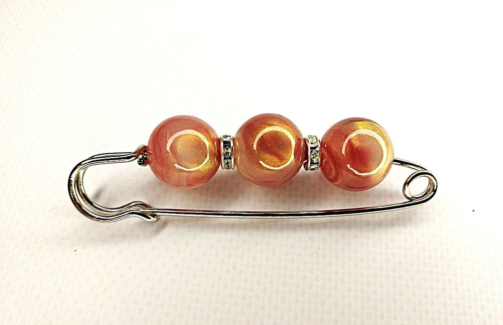 Булавка брошь "Сердоликовые камешки" для кардигана,пальто, шарфа, платка, костюмов, одежды. Цвет сердоликовый