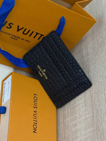 Картхолдер Louis Vuitton из кожи крокодила