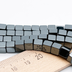 Гематит Куб бусины (имитация), цвет черный, размер около 6 мм, цена за 15 шт (1/4 нити)