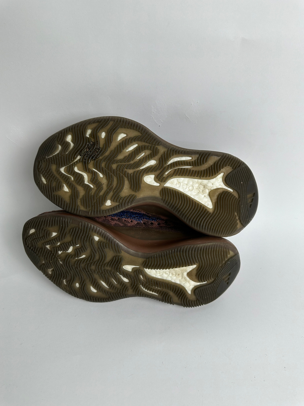 Кроссовки Adidas Yeezy boost 380