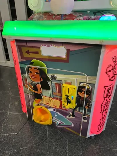 Детский автомат с видеоигрой «Паркур»