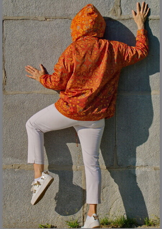 Куртка "Золотой Иран", по мотивам живописи персидского художника 16 века Султана Мухаммеда