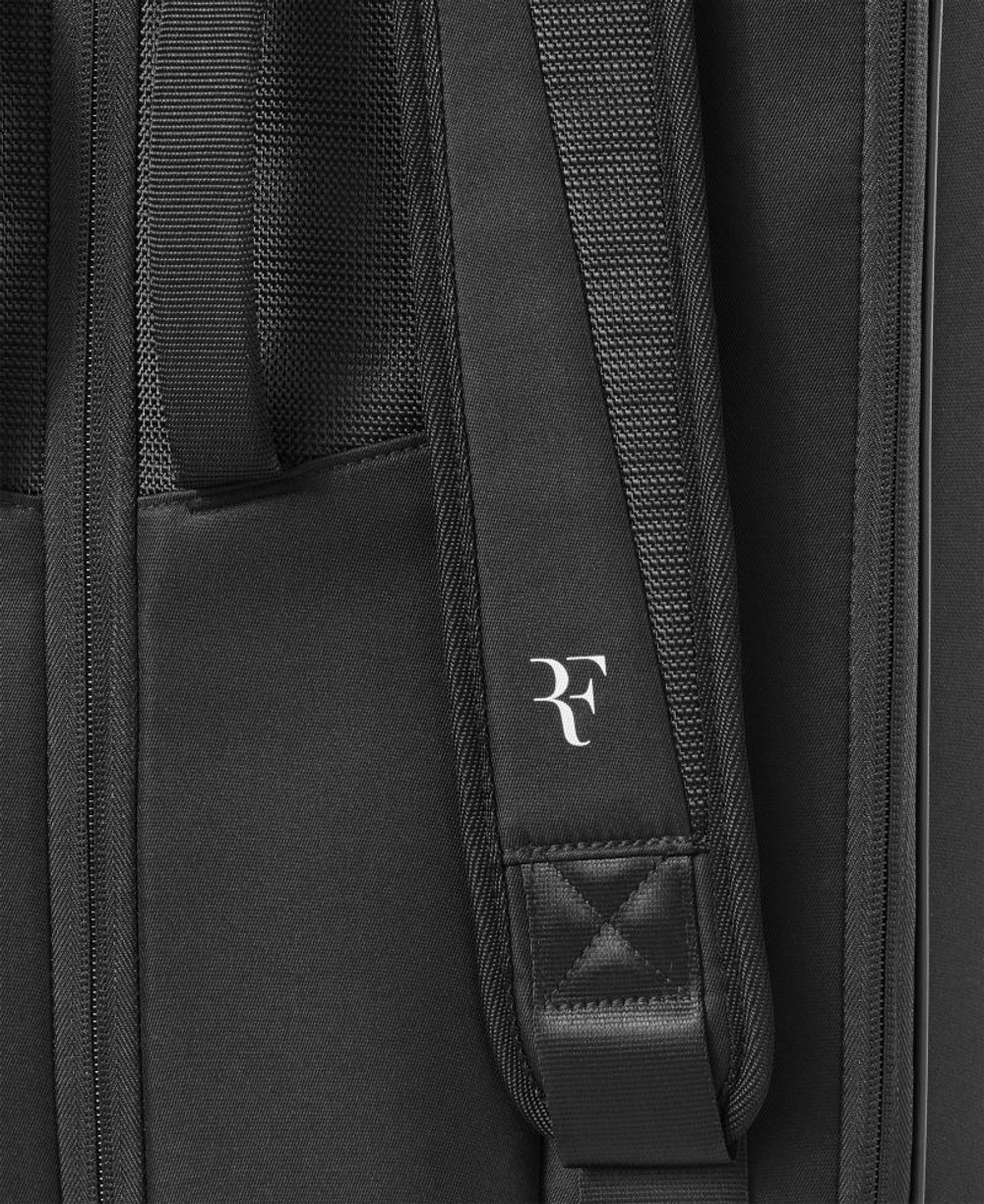 Теннисная сумка Wilson RF Tournament Racquet Bag 15PK