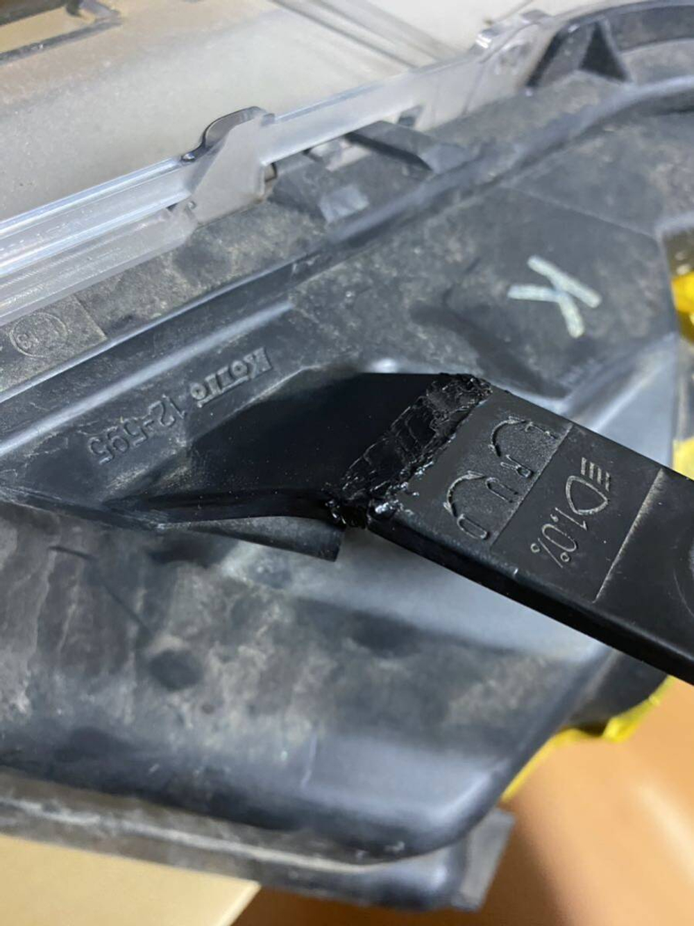фара правая Toyota Corolla Axio NZE161 NKE165 12-595
