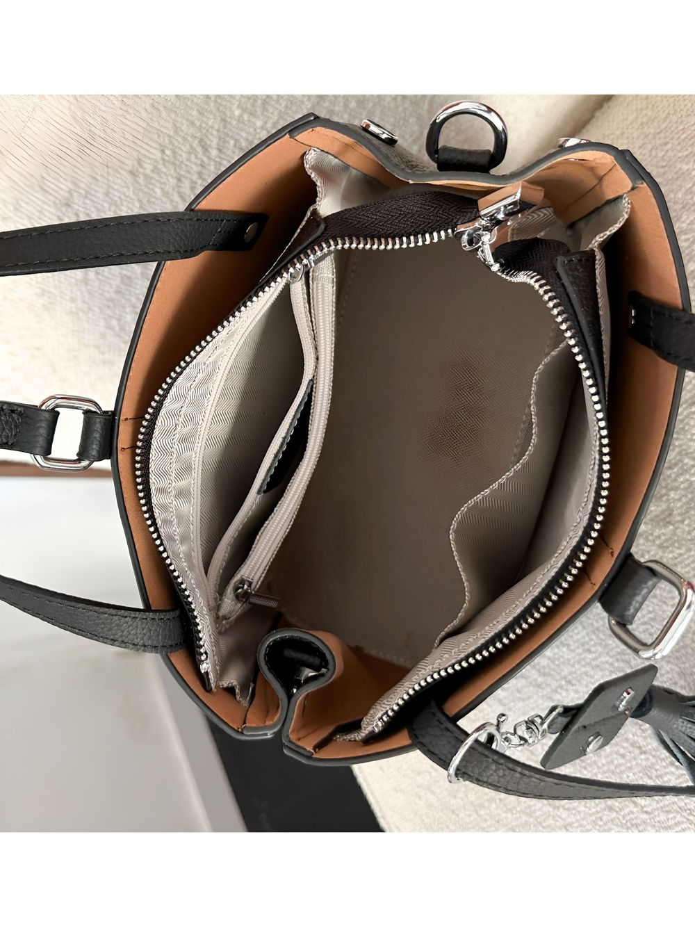 женская сумка на плечо из натуральной кожи