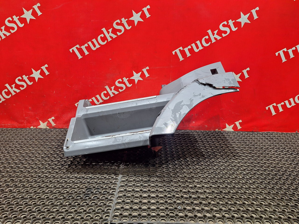 Корпус подножек левый