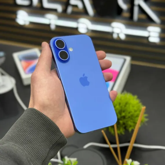 Б/У Телефон Apple iPhone 16 128Gb Ultramarine 92% (FLQRC7QF09)
