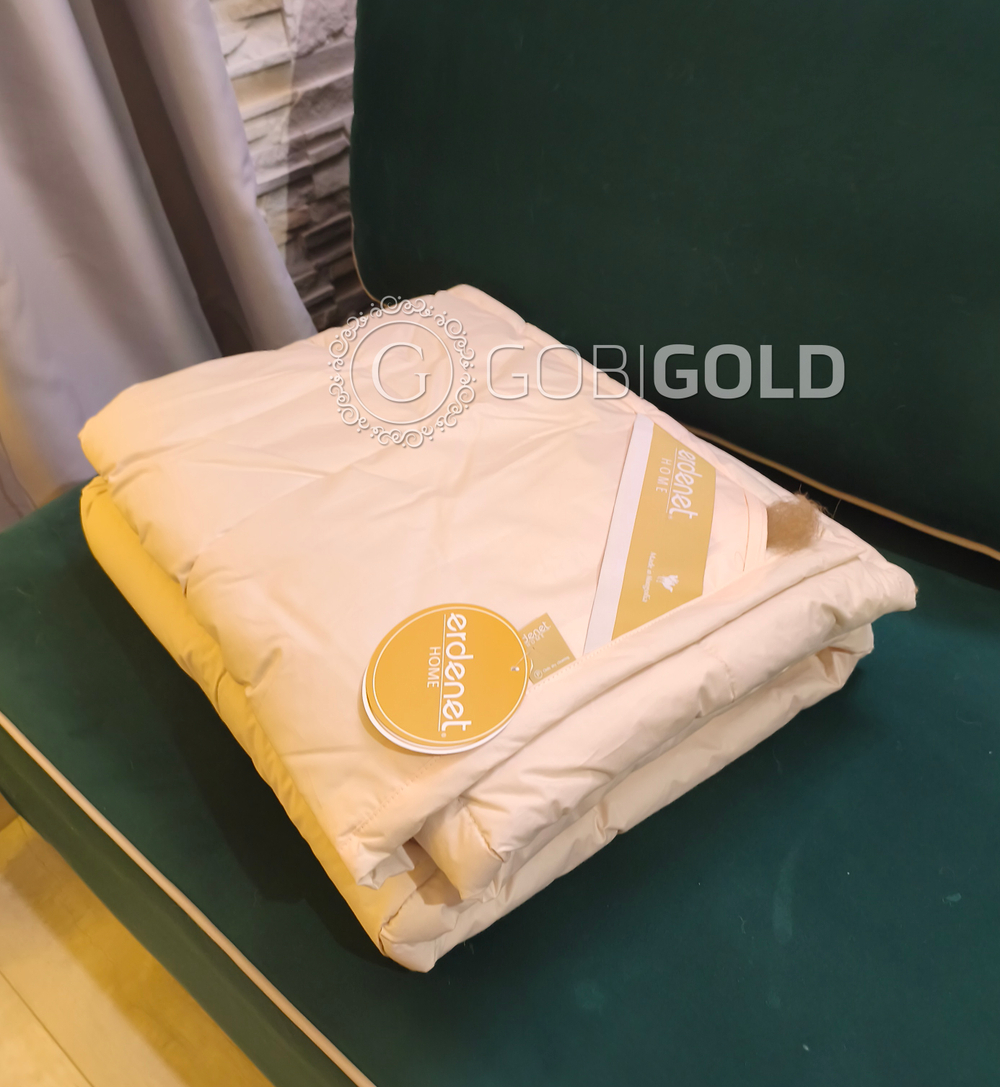 Одеяло стеганое из 100% верблюжьего пуха 200х220 см. (ERDENET) - пудра