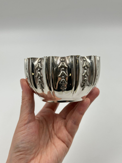 Конфетница посеребренная