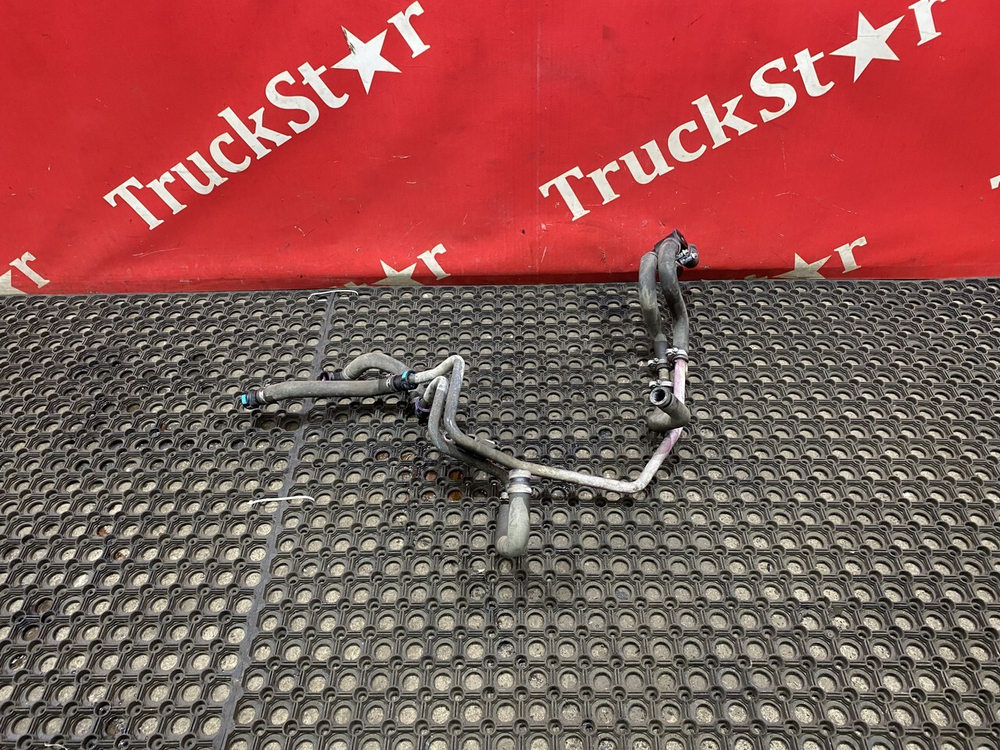 Трубка отопителя 2018г