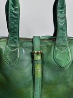 Женская премиальная изумрудно-зеленая сумка из натуральной кожи "Венеция"