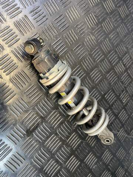 Амортизатор задний Yamaha FZ1 Fazer RN17