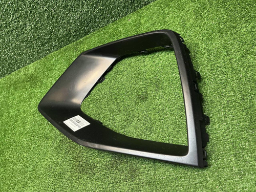 Накладка переднего бампера Audi Q8 (18-23) S-line