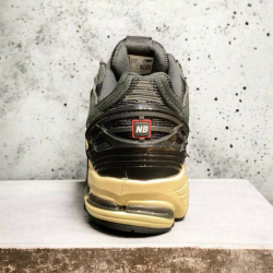 New Balance 1906R • Black