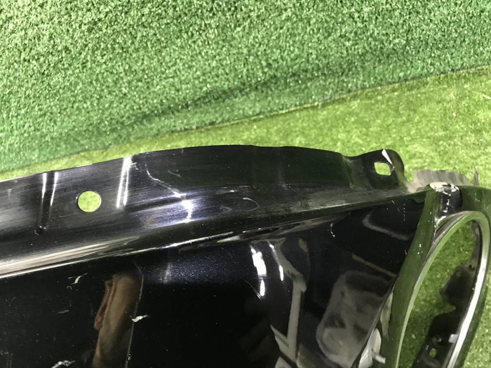 Крыло переднее правое Bentley Bentayga (2015-2020)