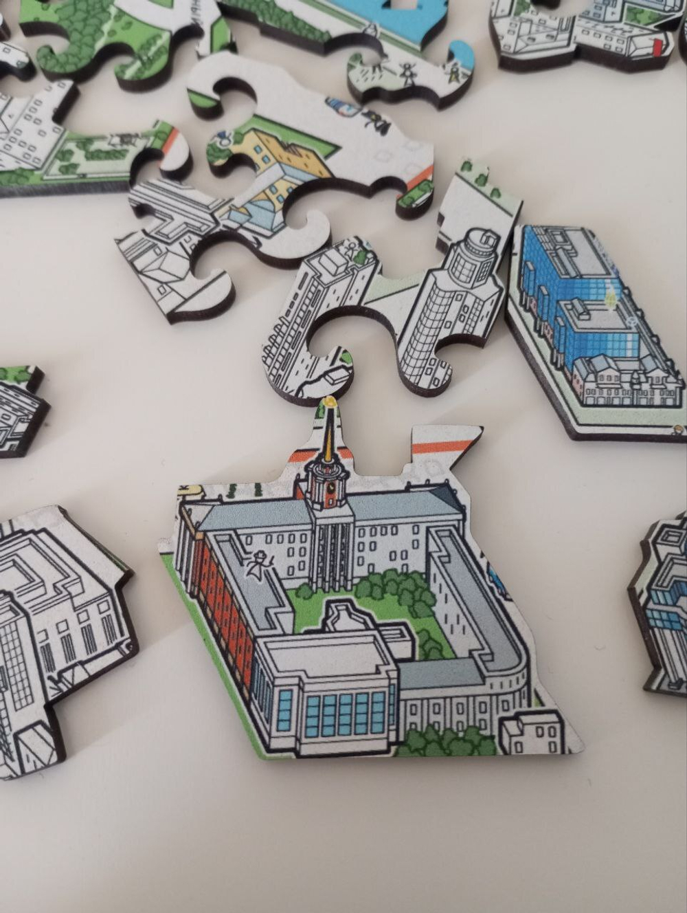 Деревянный пазл "6 историй Екатеринбурга". Первая часть