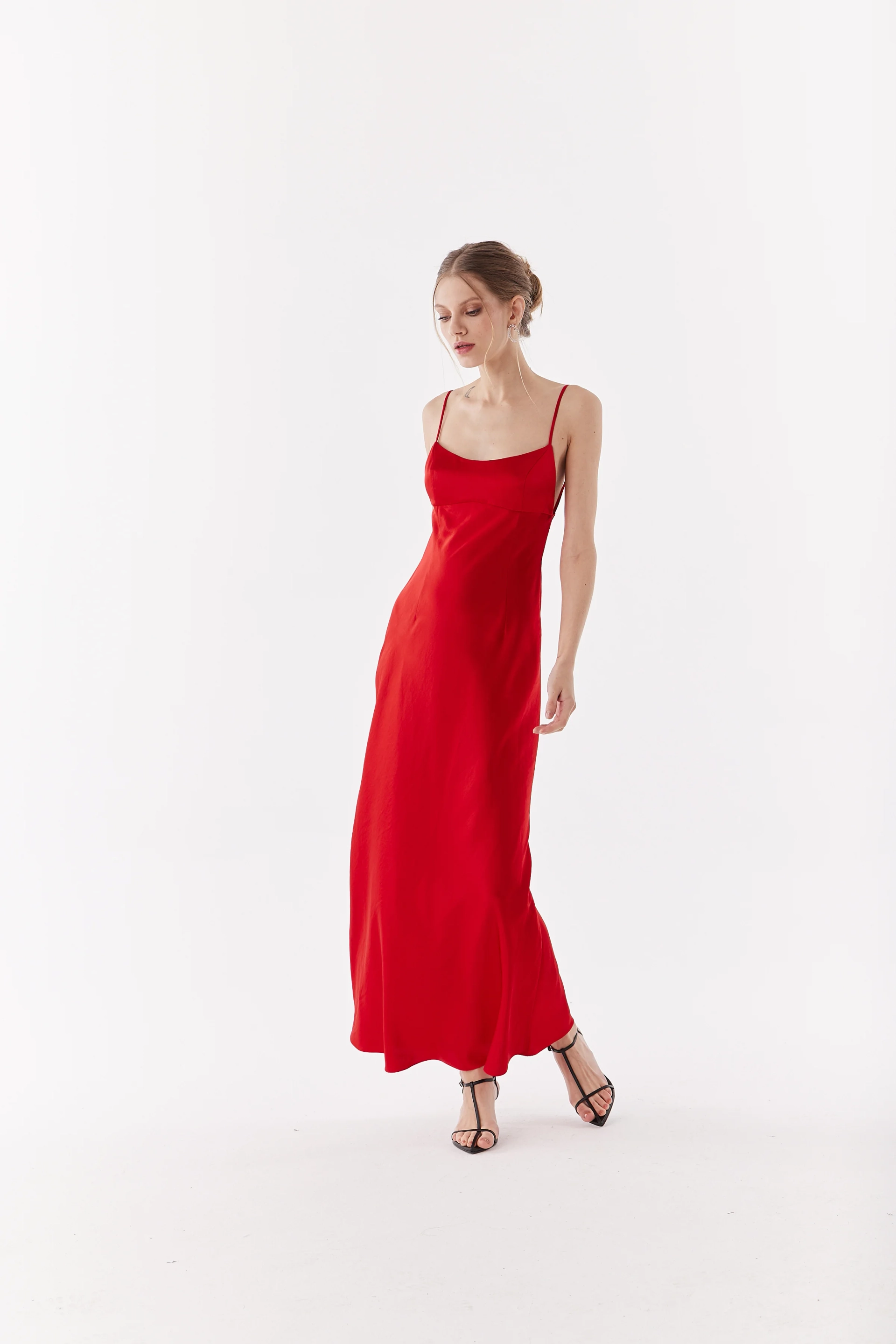 Платье комбинация c открытой спиной