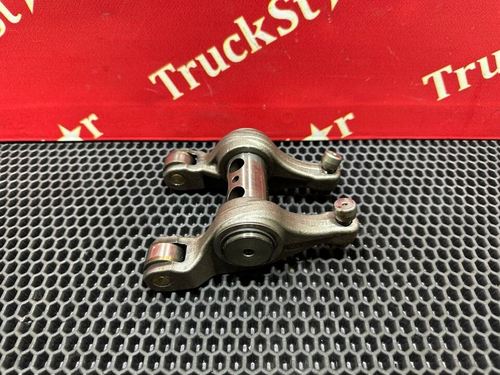 Вал рокеров в сборе