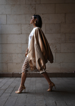 Бомбер золотой