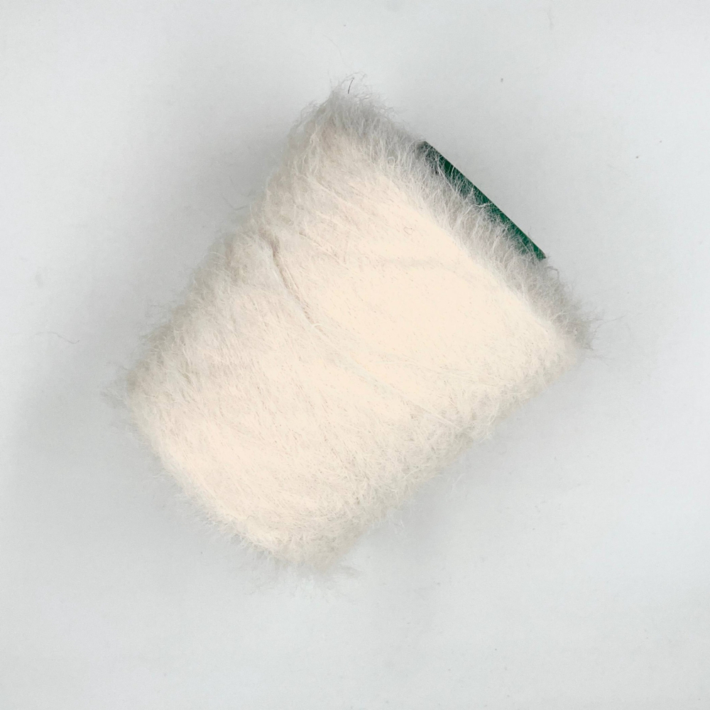 Фасонная пряжа Шелк / па, 700 м в 100 г, персиковая пенка