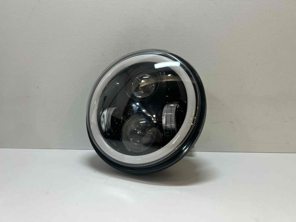 5.75 D / Фара светодиодная на ВАЗ 2106 и мотоциклы, дневные ходовые огни и поворотник (5.75 дюймов, 12/24V, 6000K) (1 шт)