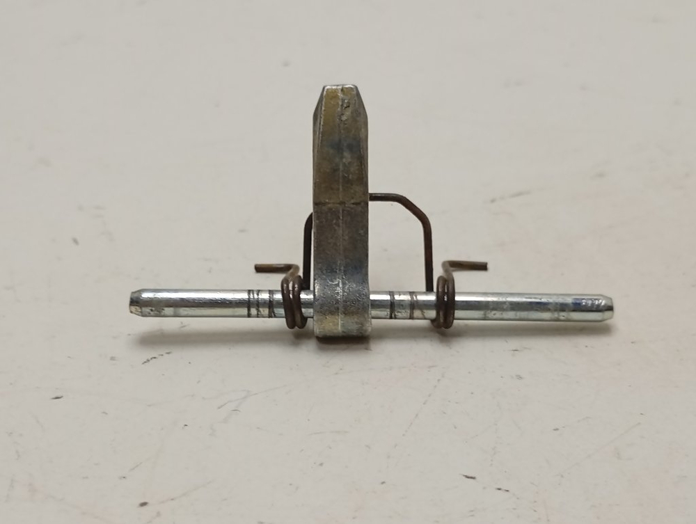 GOY1054L кт48 Крючок люка люка для стиральной машины Candy GOY1054L б/у