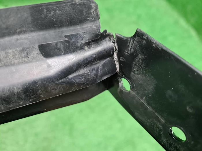 Воздуховод радиатора BMW 4er G22 (2020-н.в.)